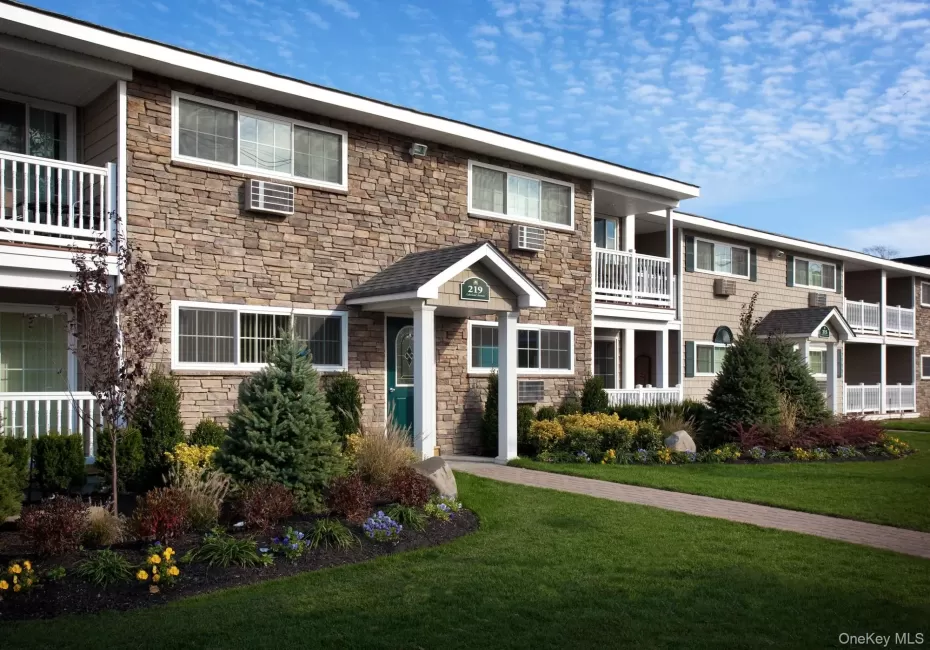 223 Lakeland Avenue, Islip, NY, 2 Bedrooms Bedrooms, 5 Rooms Rooms,1 BathroomBathrooms,Residential Lease,For Rent,Lakeland,0,1066118 223 Lakeland Avenue, Islip, NY, 2 Bedrooms Bedrooms, 5 Rooms Rooms,1 BathroomBathrooms,Residential Lease,For Rent,Lakeland,0,1066118