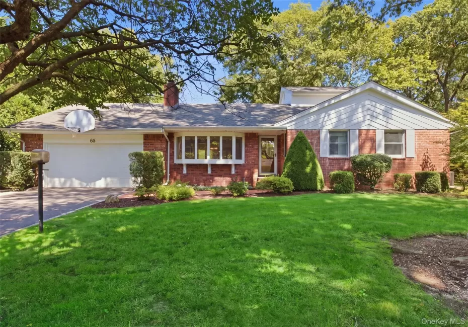65 Drohan Street, Huntington, NY, 4 Bedrooms Bedrooms, 8 Rooms Rooms,3 BathroomsBathrooms,Residential,For Rent,Drohan,0,1066367 65 Drohan Street, Huntington, NY, 4 Bedrooms Bedrooms, 8 Rooms Rooms,3 BathroomsBathrooms,Residential,For Rent,Drohan,0,1066367