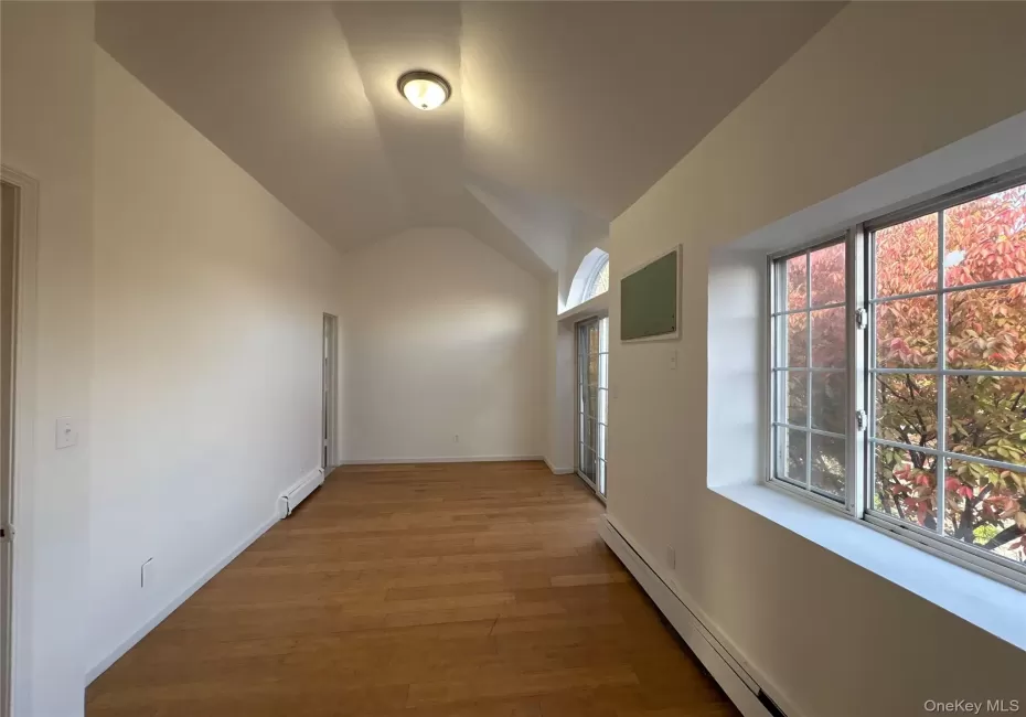 9082 180th Street, New York, NY, 4 Bedrooms Bedrooms, 10 Rooms Rooms,2 BathroomsBathrooms,Residential Lease,For Rent,180th,0,1066340 9082 180th Street, New York, NY, 4 Bedrooms Bedrooms, 10 Rooms Rooms,2 BathroomsBathrooms,Residential Lease,For Rent,180th,0,1066340
