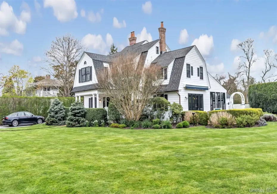 12 Quantuck Lane, Southampton, NY, 5 Bedrooms Bedrooms, 10 Rooms Rooms,4 BathroomsBathrooms,Residential Lease,For Rent,Quantuck Lane,0,1064338 12 Quantuck Lane, Southampton, NY, 5 Bedrooms Bedrooms, 10 Rooms Rooms,4 BathroomsBathrooms,Residential Lease,For Rent,Quantuck Lane,0,1064338