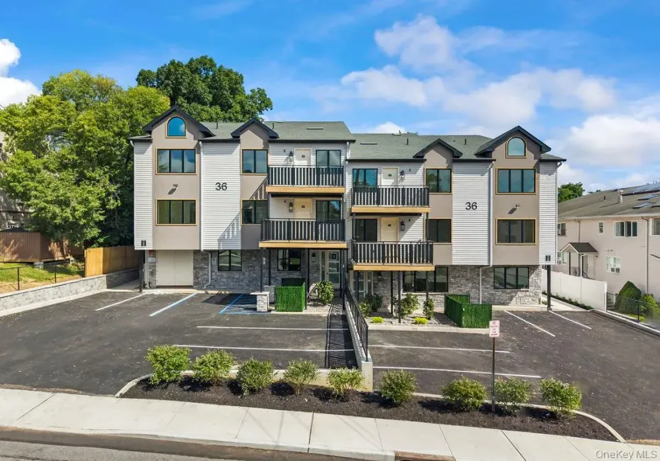 36 Calvert Drive, Ramapo, NY, 4 Bedrooms Bedrooms, 7 Rooms Rooms,2 BathroomsBathrooms,Residential,For Rent,Calvert,0,1065282 36 Calvert Drive, Ramapo, NY, 4 Bedrooms Bedrooms, 7 Rooms Rooms,2 BathroomsBathrooms,Residential,For Rent,Calvert,0,1065282
