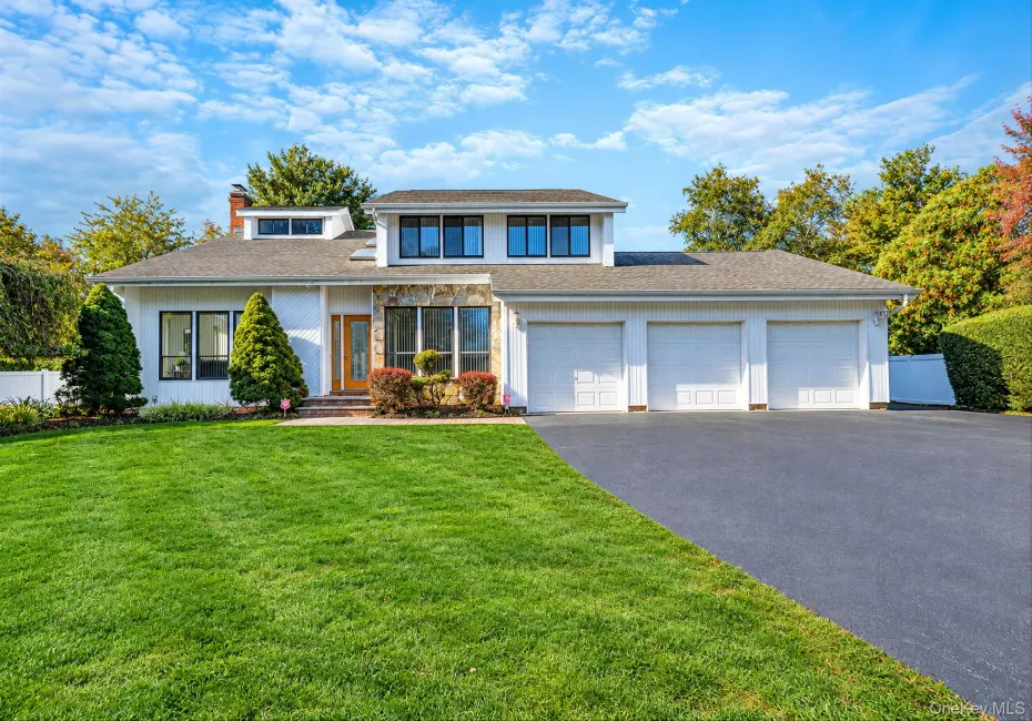 8 Hyanis Court, Brookhaven, NY, 3 Bedrooms Bedrooms, 9 Rooms Rooms,2 BathroomsBathrooms,Residential,For Rent,Hyanis,0,1067583 8 Hyanis Court, Brookhaven, NY, 3 Bedrooms Bedrooms, 9 Rooms Rooms,2 BathroomsBathrooms,Residential,For Rent,Hyanis,0,1067583