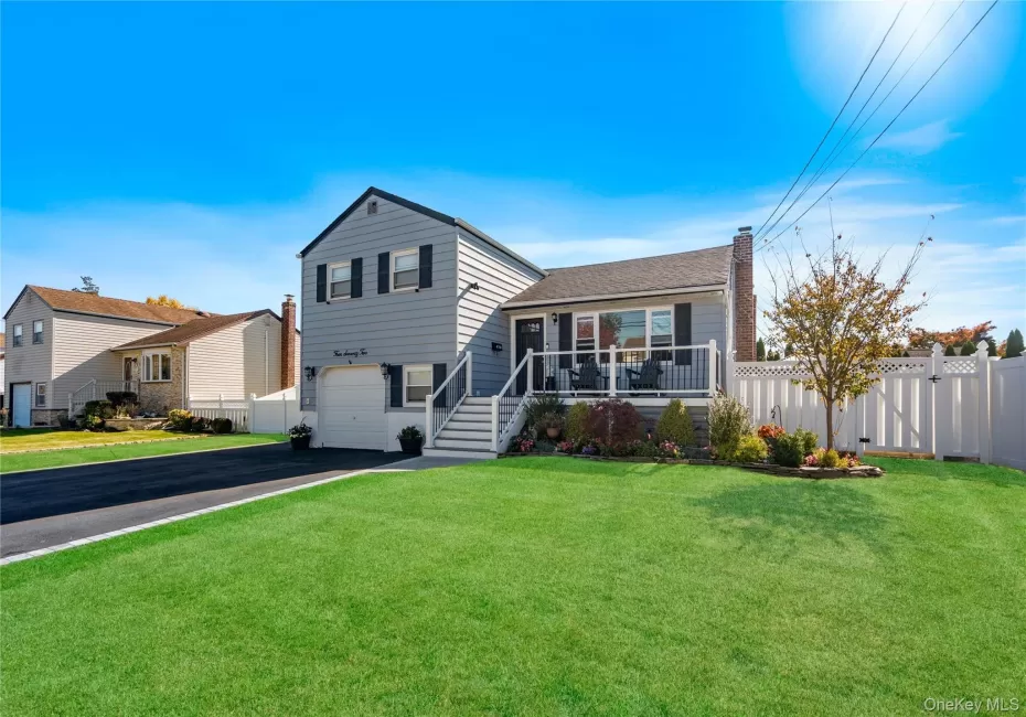 472 Atlanta Avenue, Oyster Bay, NY, 4 Bedrooms Bedrooms, 8 Rooms Rooms,2 BathroomsBathrooms,Residential,For Rent,Atlanta,0,1066395 472 Atlanta Avenue, Oyster Bay, NY, 4 Bedrooms Bedrooms, 8 Rooms Rooms,2 BathroomsBathrooms,Residential,For Rent,Atlanta,0,1066395
