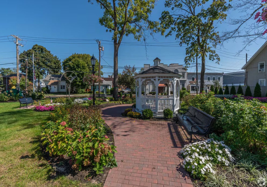 Farmingdale, New York, ,938830 Farmingdale, New York, ,938830