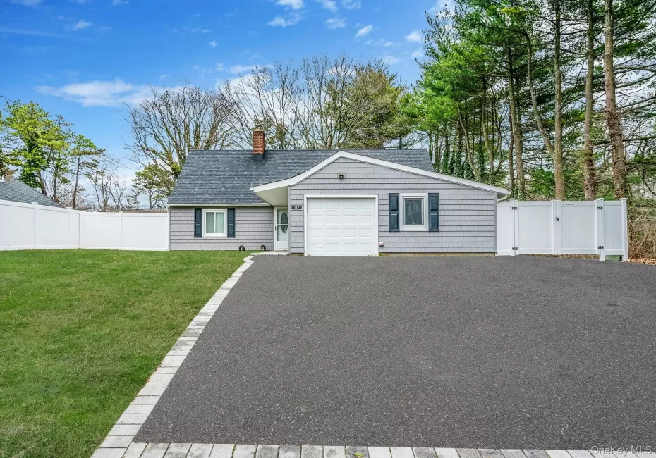 157 Serpentine Lane, Islip, NY, 3 Bedrooms Bedrooms, 10 Rooms Rooms,3 BathroomsBathrooms,Residential,For Rent,Serpentine,0,980272 157 Serpentine Lane, Islip, NY, 3 Bedrooms Bedrooms, 10 Rooms Rooms,3 BathroomsBathrooms,Residential,For Rent,Serpentine,0,980272