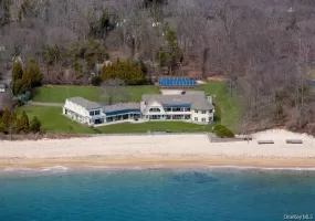 33 Beach Road, Huntington, NY, 6 Bedrooms Bedrooms, 15 Rooms Rooms,4 BathroomsBathrooms,Residential,For Rent,Beach,0,KEY978627 33 Beach Road, Huntington, NY, 6 Bedrooms Bedrooms, 15 Rooms Rooms,4 BathroomsBathrooms,Residential,For Rent,Beach,0,KEY978627
