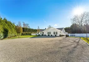 275 Mill Road, Southampton, NY, 3 Bedrooms Bedrooms, 7 Rooms Rooms,3 BathroomsBathrooms,Residential,For Rent,Mill,0,944590 275 Mill Road, Southampton, NY, 3 Bedrooms Bedrooms, 7 Rooms Rooms,3 BathroomsBathrooms,Residential,For Rent,Mill,0,944590