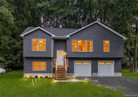6 Mark Drive, Deerpark, NY, 3 Bedrooms Bedrooms, 7 Rooms Rooms,2 BathroomsBathrooms,Residential,For Rent,Mark,0,965601 6 Mark Drive, Deerpark, NY, 3 Bedrooms Bedrooms, 7 Rooms Rooms,2 BathroomsBathrooms,Residential,For Rent,Mark,0,965601