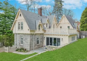 9 Strawberry Lane, Greenburgh, NY, 4 Bedrooms Bedrooms, 8 Rooms Rooms,2 BathroomsBathrooms,Residential,For Rent,Strawberry,0,KEY976939 9 Strawberry Lane, Greenburgh, NY, 4 Bedrooms Bedrooms, 8 Rooms Rooms,2 BathroomsBathrooms,Residential,For Rent,Strawberry,0,KEY976939