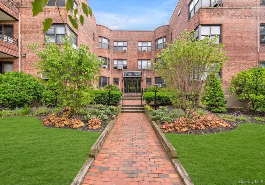 58 Grace Avenue, North Hempstead, NY, 1 Bedroom Bedrooms, 3 Rooms Rooms,1 BathroomBathrooms,Residential,For Rent,Grace,0,KEY989562 58 Grace Avenue, North Hempstead, NY, 1 Bedroom Bedrooms, 3 Rooms Rooms,1 BathroomBathrooms,Residential,For Rent,Grace,0,KEY989562