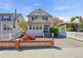 7 Byron Avenue, Yonkers, NY, 4 Bedrooms Bedrooms, 12 Rooms Rooms,3 BathroomsBathrooms,Residential,For Rent,Byron,0,991710 7 Byron Avenue, Yonkers, NY, 4 Bedrooms Bedrooms, 12 Rooms Rooms,3 BathroomsBathrooms,Residential,For Rent,Byron,0,991710