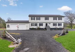 60 Long Lane, Shawangunk, NY, 5 Bedrooms Bedrooms, 12 Rooms Rooms,2 BathroomsBathrooms,Residential,For Rent,Long,0,996189 60 Long Lane, Shawangunk, NY, 5 Bedrooms Bedrooms, 12 Rooms Rooms,2 BathroomsBathrooms,Residential,For Rent,Long,0,996189