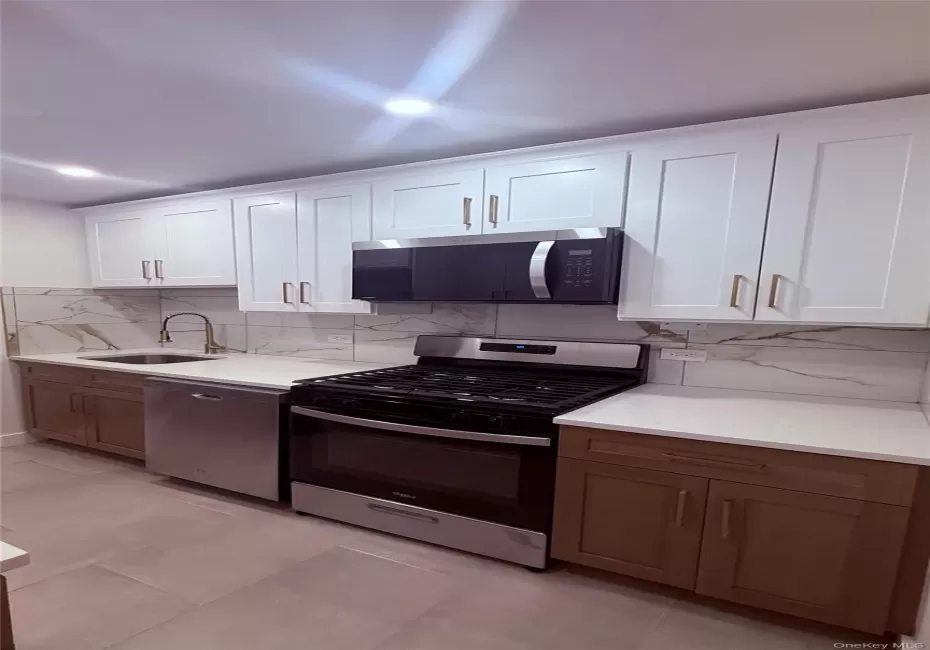 665 Thwaites Place, New York, NY, 2 Bedrooms Bedrooms, 4 Rooms Rooms,1 BathroomBathrooms,Residential,For Rent,Thwaites,0,998079 665 Thwaites Place, New York, NY, 2 Bedrooms Bedrooms, 4 Rooms Rooms,1 BathroomBathrooms,Residential,For Rent,Thwaites,0,998079
