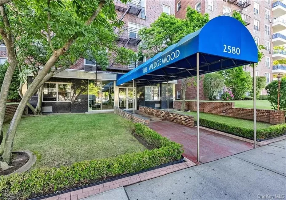 2580 Ocean Parkway, New York, NY, 2 Bedrooms Bedrooms, 4 Rooms Rooms,1 BathroomBathrooms,Residential,For Rent,Ocean,0,998082 2580 Ocean Parkway, New York, NY, 2 Bedrooms Bedrooms, 4 Rooms Rooms,1 BathroomBathrooms,Residential,For Rent,Ocean,0,998082