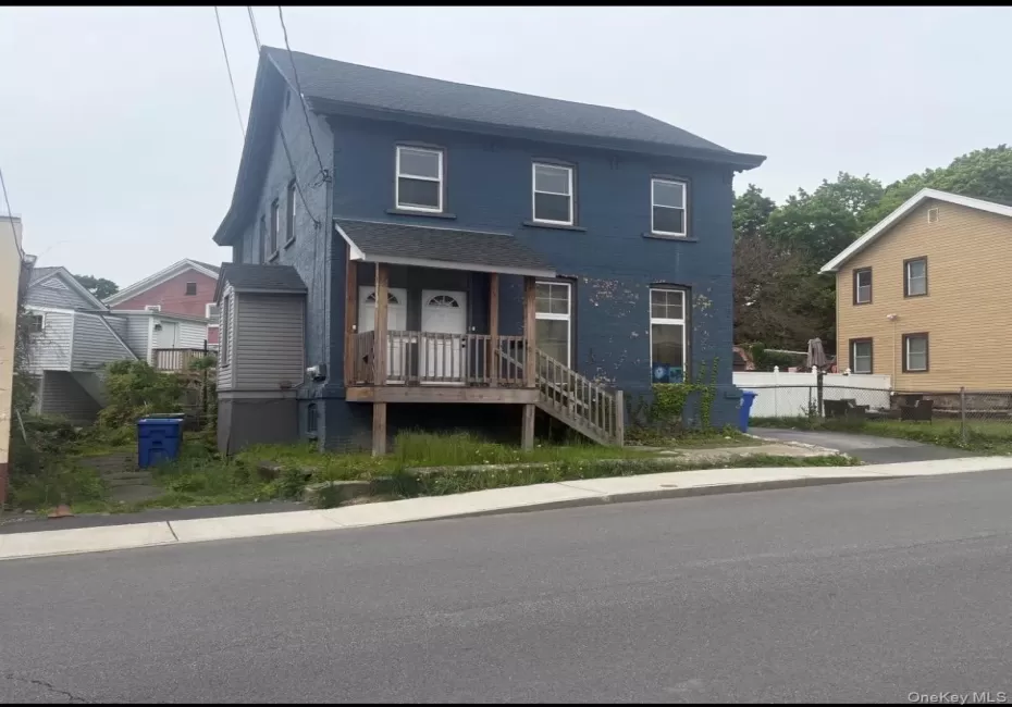8 Roberts Street, Middletown, NY, 2 Bedrooms Bedrooms, 5 Rooms Rooms,1 BathroomBathrooms,Residential Lease,For Rent,Roberts,0,998323 8 Roberts Street, Middletown, NY, 2 Bedrooms Bedrooms, 5 Rooms Rooms,1 BathroomBathrooms,Residential Lease,For Rent,Roberts,0,998323