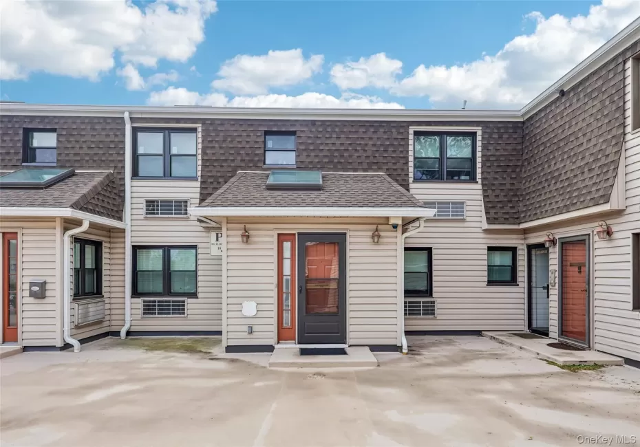 1331 Broadway, Hempstead, NY, 2 Bedrooms Bedrooms, 5 Rooms Rooms,2 BathroomsBathrooms,Residential,For Rent,Broadway,0,997603 1331 Broadway, Hempstead, NY, 2 Bedrooms Bedrooms, 5 Rooms Rooms,2 BathroomsBathrooms,Residential,For Rent,Broadway,0,997603