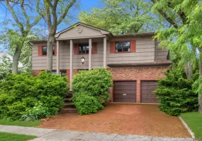 740 Kearny Drive, Hempstead, NY, 5 Bedrooms Bedrooms, 9 Rooms Rooms,3 BathroomsBathrooms,Residential,For Rent,Kearny,0,965996 740 Kearny Drive, Hempstead, NY, 5 Bedrooms Bedrooms, 9 Rooms Rooms,3 BathroomsBathrooms,Residential,For Rent,Kearny,0,965996