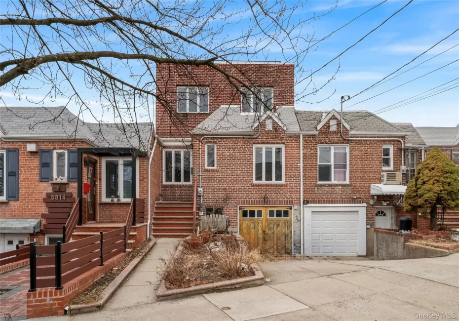 58-12 77th Place, New York, NY, 4 Bedrooms Bedrooms, 11 Rooms Rooms,3 BathroomsBathrooms,Residential,For Rent,77th,0,969011 58-12 77th Place, New York, NY, 4 Bedrooms Bedrooms, 11 Rooms Rooms,3 BathroomsBathrooms,Residential,For Rent,77th,0,969011