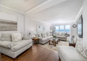 522 Shore Road, Long Beach, NY, 2 Bedrooms Bedrooms, 6 Rooms Rooms,1 BathroomBathrooms,Residential,For Rent,Shore,0,972752 522 Shore Road, Long Beach, NY, 2 Bedrooms Bedrooms, 6 Rooms Rooms,1 BathroomBathrooms,Residential,For Rent,Shore,0,972752