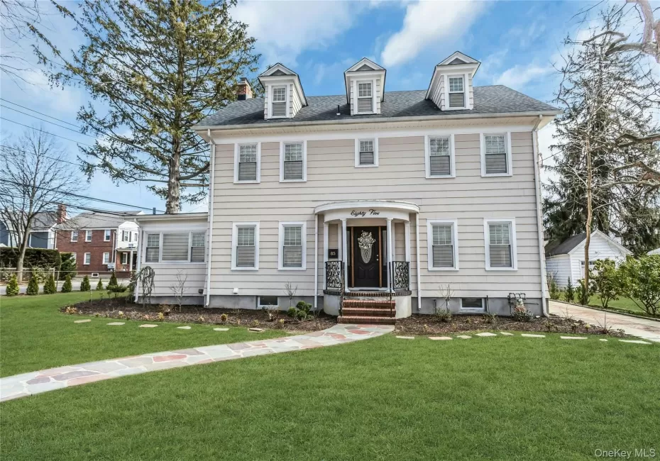 85 Violet Avenue, Hempstead, NY, 4 Bedrooms Bedrooms, 9 Rooms Rooms,3 BathroomsBathrooms,Residential,For Rent,Violet,0,KEY972201 85 Violet Avenue, Hempstead, NY, 4 Bedrooms Bedrooms, 9 Rooms Rooms,3 BathroomsBathrooms,Residential,For Rent,Violet,0,KEY972201
