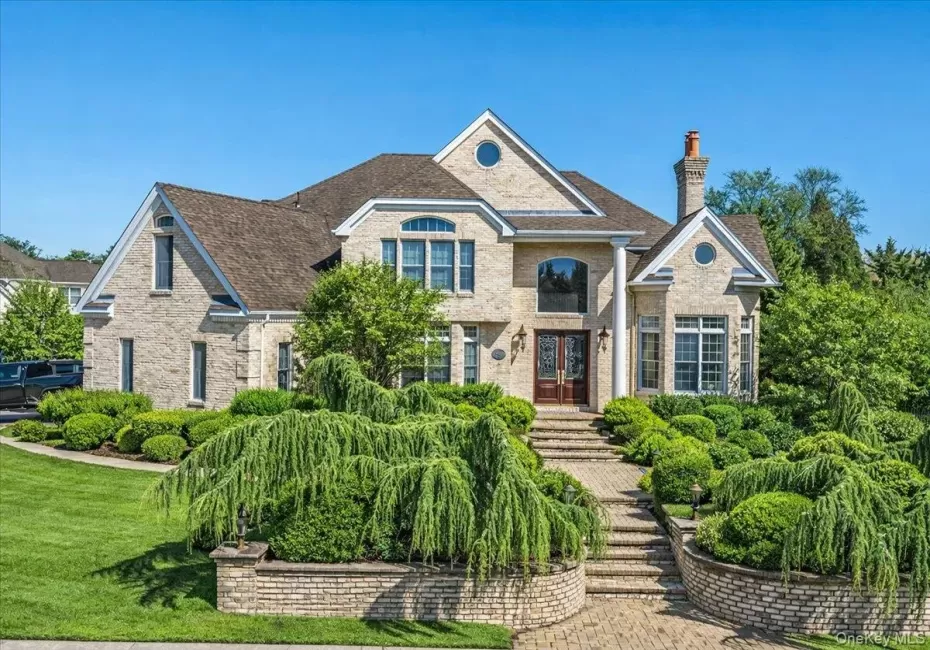 22 Turnberry Court, Huntington, NY, 6 Bedrooms Bedrooms, 12 Rooms Rooms,4 BathroomsBathrooms,Residential,For Rent,Turnberry,0,970033 22 Turnberry Court, Huntington, NY, 6 Bedrooms Bedrooms, 12 Rooms Rooms,4 BathroomsBathrooms,Residential,For Rent,Turnberry,0,970033