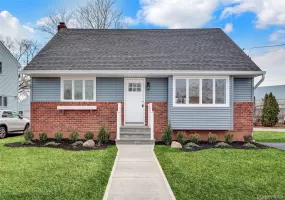 89 Sherman Avenue, Oyster Bay, NY, 4 Bedrooms Bedrooms, 7 Rooms Rooms,2 BathroomsBathrooms,Residential,For Rent,Sherman,0,KEY980484 89 Sherman Avenue, Oyster Bay, NY, 4 Bedrooms Bedrooms, 7 Rooms Rooms,2 BathroomsBathrooms,Residential,For Rent,Sherman,0,KEY980484