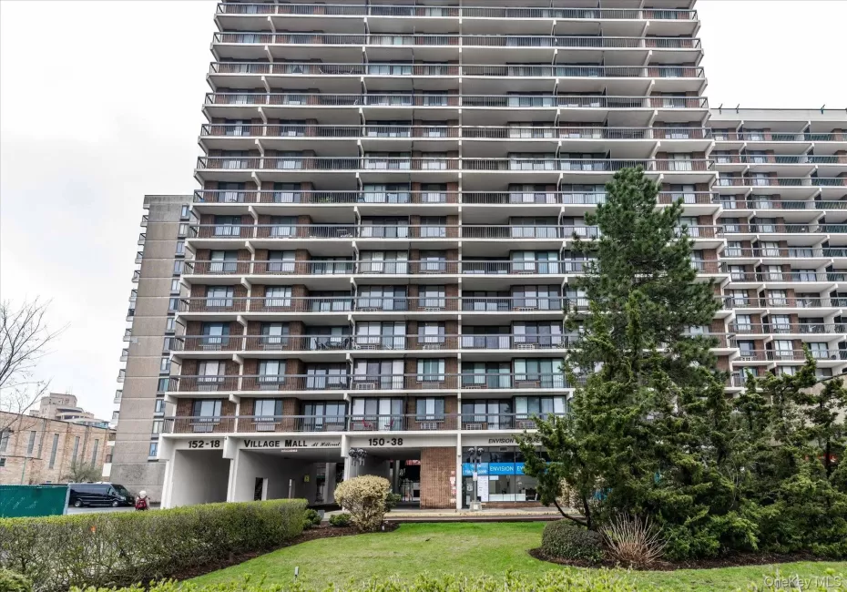 15038 Union Turnpike, New York, NY, 1 Bedroom Bedrooms, 4 Rooms Rooms,1 BathroomBathrooms,Residential,For Rent,Union,0,976517 15038 Union Turnpike, New York, NY, 1 Bedroom Bedrooms, 4 Rooms Rooms,1 BathroomBathrooms,Residential,For Rent,Union,0,976517