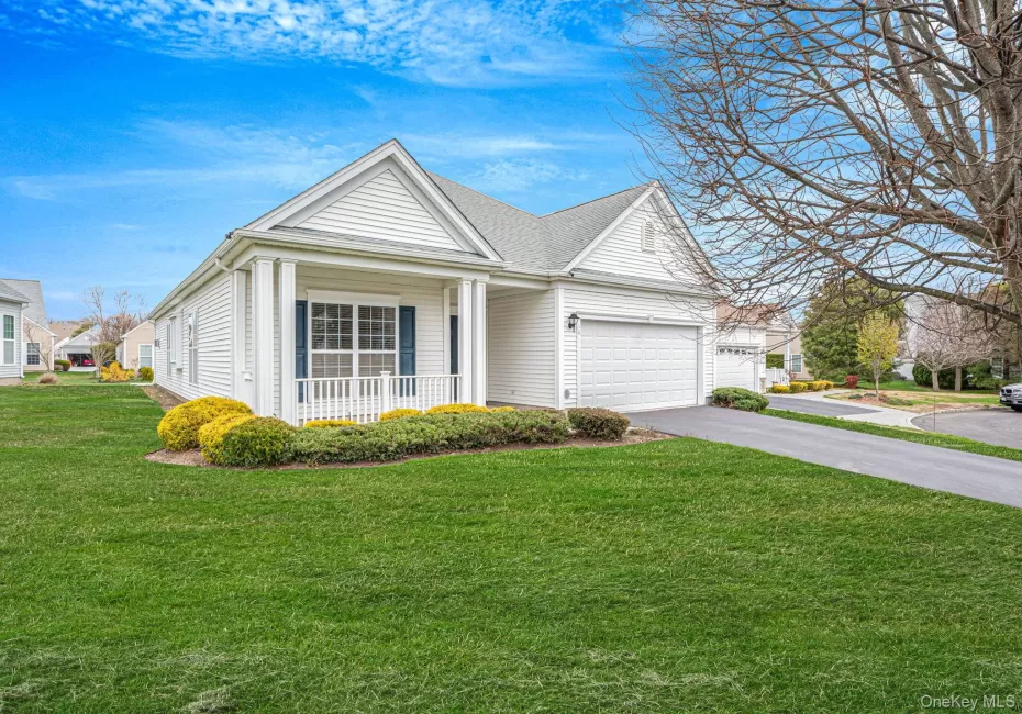 16 Oakhurst Court, Brookhaven, NY, 2 Bedrooms Bedrooms, 6 Rooms Rooms,2 BathroomsBathrooms,Residential,For Rent,Oakhurst,0,984832 16 Oakhurst Court, Brookhaven, NY, 2 Bedrooms Bedrooms, 6 Rooms Rooms,2 BathroomsBathrooms,Residential,For Rent,Oakhurst,0,984832