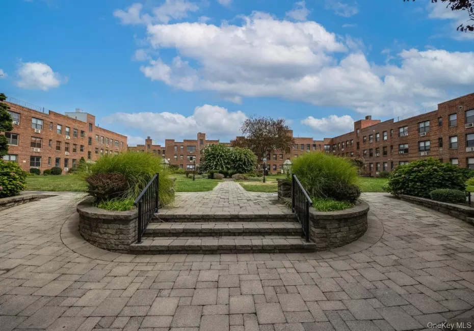 1 Jefferson Avenue, Hempstead, NY, 2 Bedrooms Bedrooms, 5 Rooms Rooms,1 BathroomBathrooms,Residential,For Rent,Jefferson,0,KEY987473 1 Jefferson Avenue, Hempstead, NY, 2 Bedrooms Bedrooms, 5 Rooms Rooms,1 BathroomBathrooms,Residential,For Rent,Jefferson,0,KEY987473