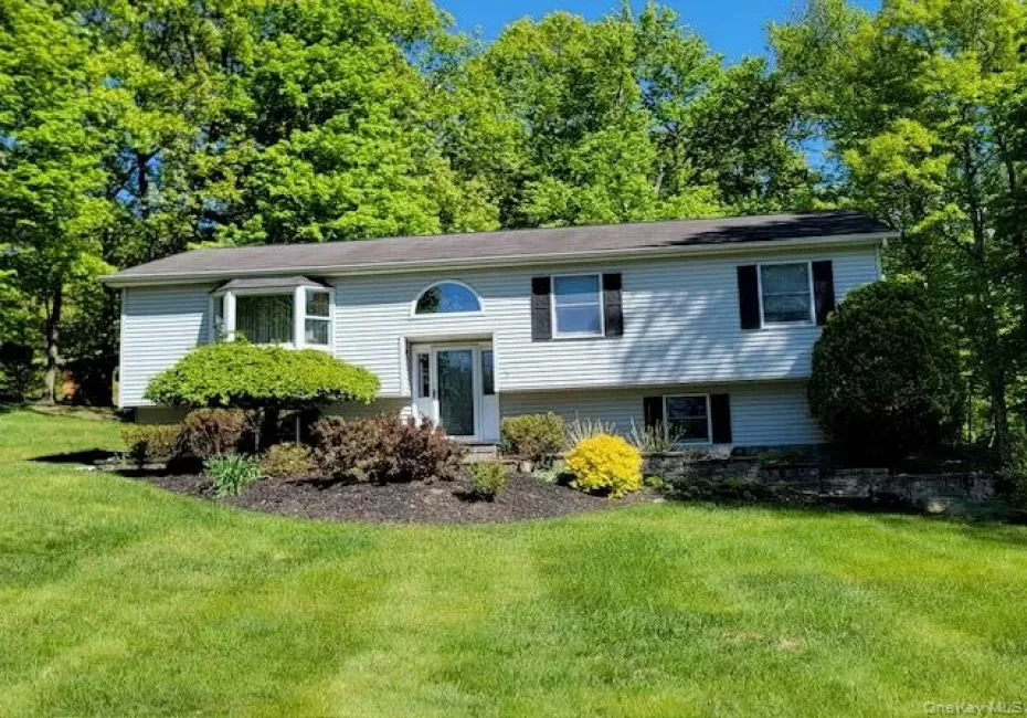 25 Cocoa Lane, Newburgh (town), NY, 3 Bedrooms Bedrooms, 7 Rooms Rooms,2 BathroomsBathrooms,Residential,For Rent,Cocoa,0,KEY982204 25 Cocoa Lane, Newburgh (town), NY, 3 Bedrooms Bedrooms, 7 Rooms Rooms,2 BathroomsBathrooms,Residential,For Rent,Cocoa,0,KEY982204