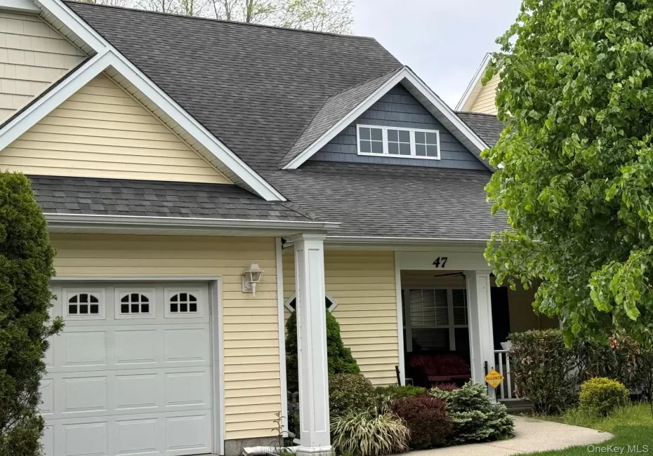 47 Stoneleigh Drive, Riverhead, NY, 2 Bedrooms Bedrooms, 4 Rooms Rooms,2 BathroomsBathrooms,Residential,For Rent,Stoneleigh,0,KEY998166 47 Stoneleigh Drive, Riverhead, NY, 2 Bedrooms Bedrooms, 4 Rooms Rooms,2 BathroomsBathrooms,Residential,For Rent,Stoneleigh,0,KEY998166