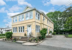 3 Smull Place, North Hempstead, NY, 3 Bedrooms Bedrooms, 6 Rooms Rooms,1 BathroomBathrooms,Residential Lease,For Rent,Smull,0,997495 3 Smull Place, North Hempstead, NY, 3 Bedrooms Bedrooms, 6 Rooms Rooms,1 BathroomBathrooms,Residential Lease,For Rent,Smull,0,997495
