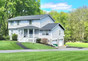 2 Stonewall Drive, Pawling, NY, 3 Bedrooms Bedrooms, 8 Rooms Rooms,2 BathroomsBathrooms,Residential,For Rent,Stonewall,0,996831 2 Stonewall Drive, Pawling, NY, 3 Bedrooms Bedrooms, 8 Rooms Rooms,2 BathroomsBathrooms,Residential,For Rent,Stonewall,0,996831