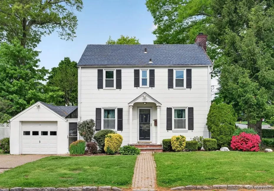 155 White Road, Scarsdale, NY, 3 Bedrooms Bedrooms, 6 Rooms Rooms,1 BathroomBathrooms,Residential Lease,For Rent,White,0,997883 155 White Road, Scarsdale, NY, 3 Bedrooms Bedrooms, 6 Rooms Rooms,1 BathroomBathrooms,Residential Lease,For Rent,White,0,997883