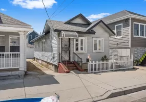425 Beach 46th Street, New York, NY, 3 Bedrooms Bedrooms, 5 Rooms Rooms,1 BathroomBathrooms,Residential,For Rent,Beach 46th,0,KEY998146 425 Beach 46th Street, New York, NY, 3 Bedrooms Bedrooms, 5 Rooms Rooms,1 BathroomBathrooms,Residential,For Rent,Beach 46th,0,KEY998146