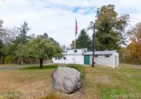 11 Miller Lane, New Paltz, NY, 1 Bedroom Bedrooms, 5 Rooms Rooms,1 BathroomBathrooms,Residential,For Rent,Miller,0,KEY993096 11 Miller Lane, New Paltz, NY, 1 Bedroom Bedrooms, 5 Rooms Rooms,1 BathroomBathrooms,Residential,For Rent,Miller,0,KEY993096