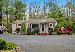 136 Shore Drive, Mamakating, NY, 3 Bedrooms Bedrooms, 5 Rooms Rooms,1 BathroomBathrooms,Residential,For Rent,Shore,0,KEY995993 136 Shore Drive, Mamakating, NY, 3 Bedrooms Bedrooms, 5 Rooms Rooms,1 BathroomBathrooms,Residential,For Rent,Shore,0,KEY995993