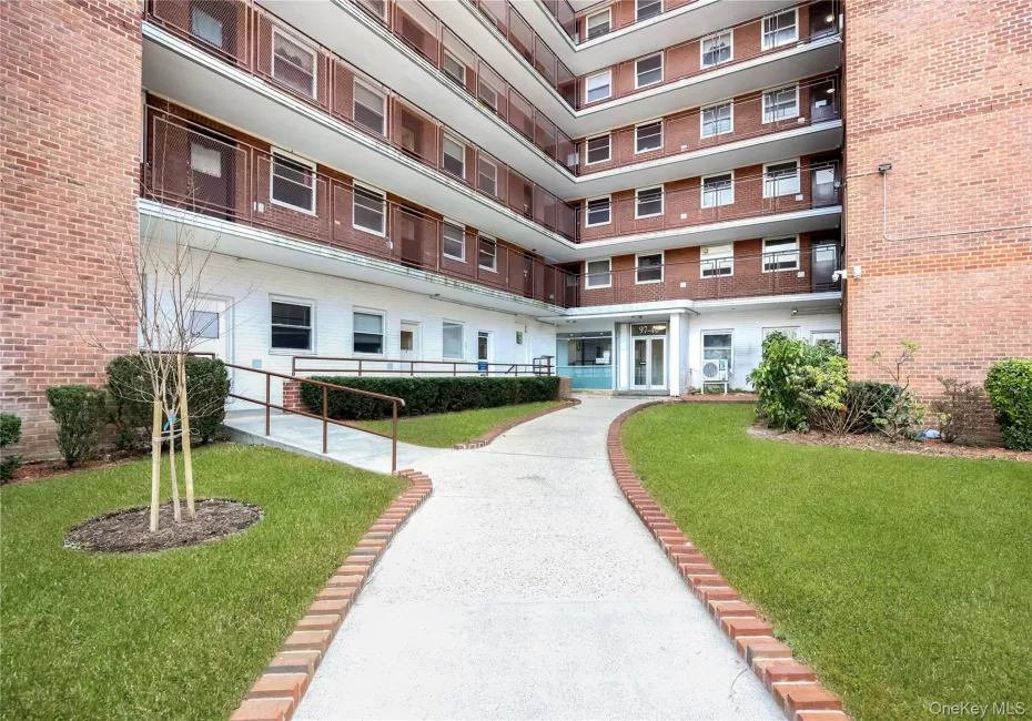 97-40 62nd Drive, New York, NY, 3 Rooms Rooms,1 BathroomBathrooms,Residential,For Rent,62nd,0,KEY998619 97-40 62nd Drive, New York, NY, 3 Rooms Rooms,1 BathroomBathrooms,Residential,For Rent,62nd,0,KEY998619
