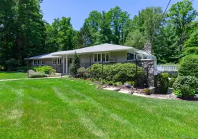 42 Yates Boulevard, Poughkeepsie, NY, 5 Bedrooms Bedrooms, 12 Rooms Rooms,5 BathroomsBathrooms,Residential,For Rent,Yates,0,998356 42 Yates Boulevard, Poughkeepsie, NY, 5 Bedrooms Bedrooms, 12 Rooms Rooms,5 BathroomsBathrooms,Residential,For Rent,Yates,0,998356
