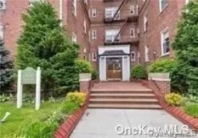 55 Grand Avenue, Hempstead, NY, 2 Bedrooms Bedrooms, 5 Rooms Rooms,1 BathroomBathrooms,Residential Lease,For Rent,Grand,0,998334 55 Grand Avenue, Hempstead, NY, 2 Bedrooms Bedrooms, 5 Rooms Rooms,1 BathroomBathrooms,Residential Lease,For Rent,Grand,0,998334