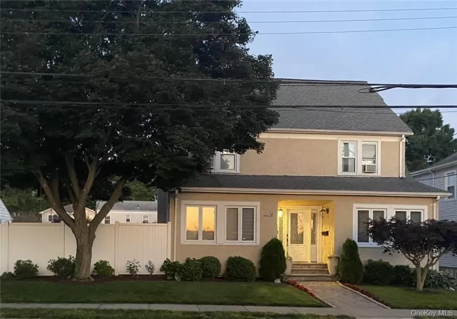 204 Lakeview Ave 204 Lakeview Ave