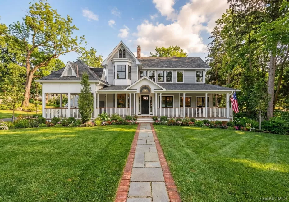 227 Prospect Avenue, Oyster Bay, NY, 5 Bedrooms Bedrooms, 11 Rooms Rooms,4 BathroomsBathrooms,Residential,For Rent,Prospect,0,KEY964425 227 Prospect Avenue, Oyster Bay, NY, 5 Bedrooms Bedrooms, 11 Rooms Rooms,4 BathroomsBathrooms,Residential,For Rent,Prospect,0,KEY964425