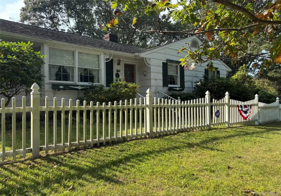 16 Rocklein Road, Riverhead, NY, 4 Bedrooms Bedrooms, 7 Rooms Rooms,1 BathroomBathrooms,Residential,For Rent,Rocklein,0,KEY909711 16 Rocklein Road, Riverhead, NY, 4 Bedrooms Bedrooms, 7 Rooms Rooms,1 BathroomBathrooms,Residential,For Rent,Rocklein,0,KEY909711