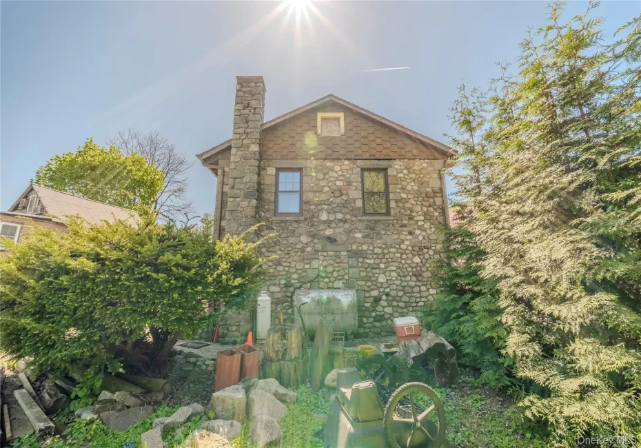 26 Rock Street, Philipstown, NY, 4 Bedrooms Bedrooms, 8 Rooms Rooms,1 BathroomBathrooms,Residential,For Rent,Rock,0,988770 26 Rock Street, Philipstown, NY, 4 Bedrooms Bedrooms, 8 Rooms Rooms,1 BathroomBathrooms,Residential,For Rent,Rock,0,988770