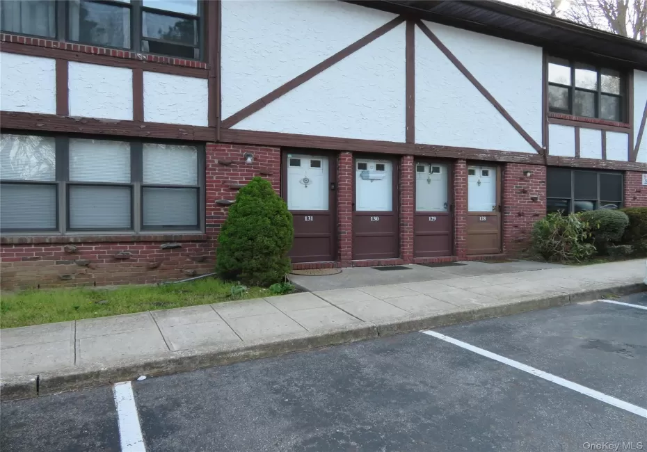 129 Bailey Court, Brookhaven, NY, 1 Bedroom Bedrooms, 4 Rooms Rooms,1 BathroomBathrooms,Residential,For Rent,Bailey,0,993971 129 Bailey Court, Brookhaven, NY, 1 Bedroom Bedrooms, 4 Rooms Rooms,1 BathroomBathrooms,Residential,For Rent,Bailey,0,993971