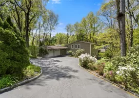 6 Split Oak Drive, Oyster Bay, NY, 4 Bedrooms Bedrooms, 11 Rooms Rooms,3 BathroomsBathrooms,Residential,For Rent,Split Oak,0,971199 6 Split Oak Drive, Oyster Bay, NY, 4 Bedrooms Bedrooms, 11 Rooms Rooms,3 BathroomsBathrooms,Residential,For Rent,Split Oak,0,971199
