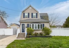 364 Broadway, Babylon, NY, 3 Bedrooms Bedrooms, 7 Rooms Rooms,2 BathroomsBathrooms,Residential,For Rent,Broadway,0,996562 364 Broadway, Babylon, NY, 3 Bedrooms Bedrooms, 7 Rooms Rooms,2 BathroomsBathrooms,Residential,For Rent,Broadway,0,996562