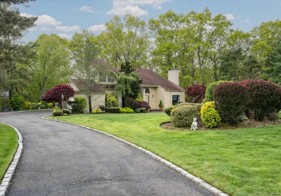 38 Tamara Court, Huntington, NY, 4 Bedrooms Bedrooms, 8 Rooms Rooms,2 BathroomsBathrooms,Residential,For Rent,Tamara,0,KEY998380 38 Tamara Court, Huntington, NY, 4 Bedrooms Bedrooms, 8 Rooms Rooms,2 BathroomsBathrooms,Residential,For Rent,Tamara,0,KEY998380