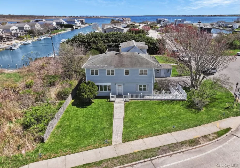 55 William Floyd Parkway, Brookhaven, NY, 4 Bedrooms Bedrooms, 10 Rooms Rooms,2 BathroomsBathrooms,Residential,For Rent,William Floyd,0,998830 55 William Floyd Parkway, Brookhaven, NY, 4 Bedrooms Bedrooms, 10 Rooms Rooms,2 BathroomsBathrooms,Residential,For Rent,William Floyd,0,998830