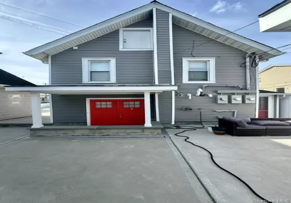 226 Pine Street, Long Beach, NY, 2 Bedrooms Bedrooms, 5 Rooms Rooms,1 BathroomBathrooms,Residential Lease,For Rent,Pine,0,999517 226 Pine Street, Long Beach, NY, 2 Bedrooms Bedrooms, 5 Rooms Rooms,1 BathroomBathrooms,Residential Lease,For Rent,Pine,0,999517